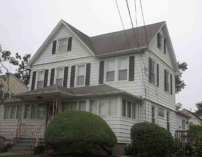 [ click for enlarged photo and details; hover to pause slide show ]