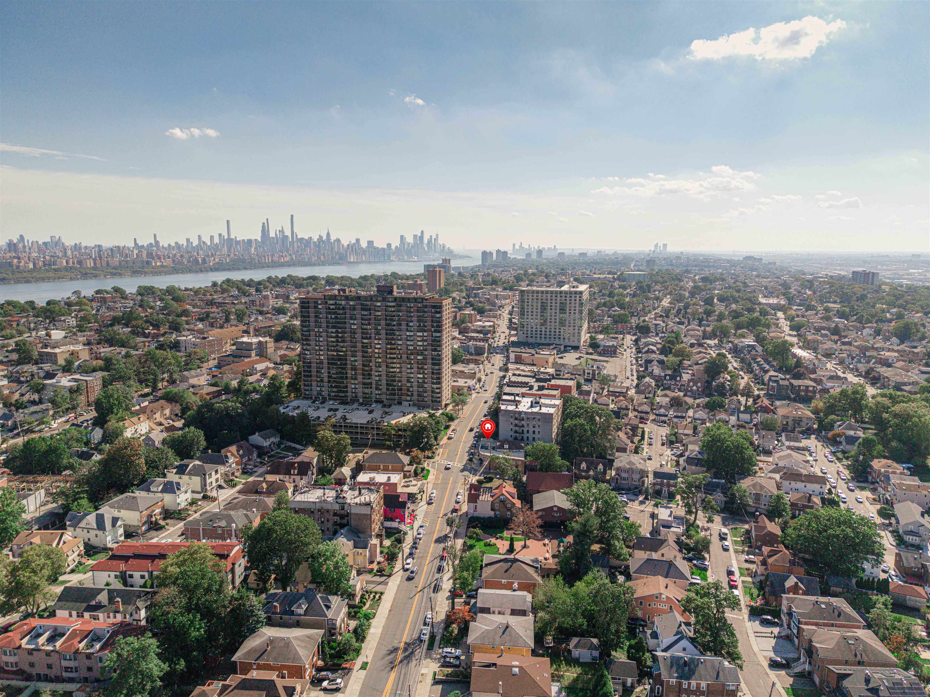 [ click for enlarged photo and details; hover to pause slide show ]